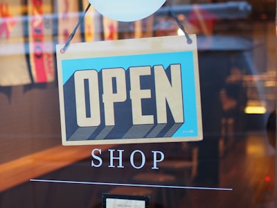 Retail & Ecommerce